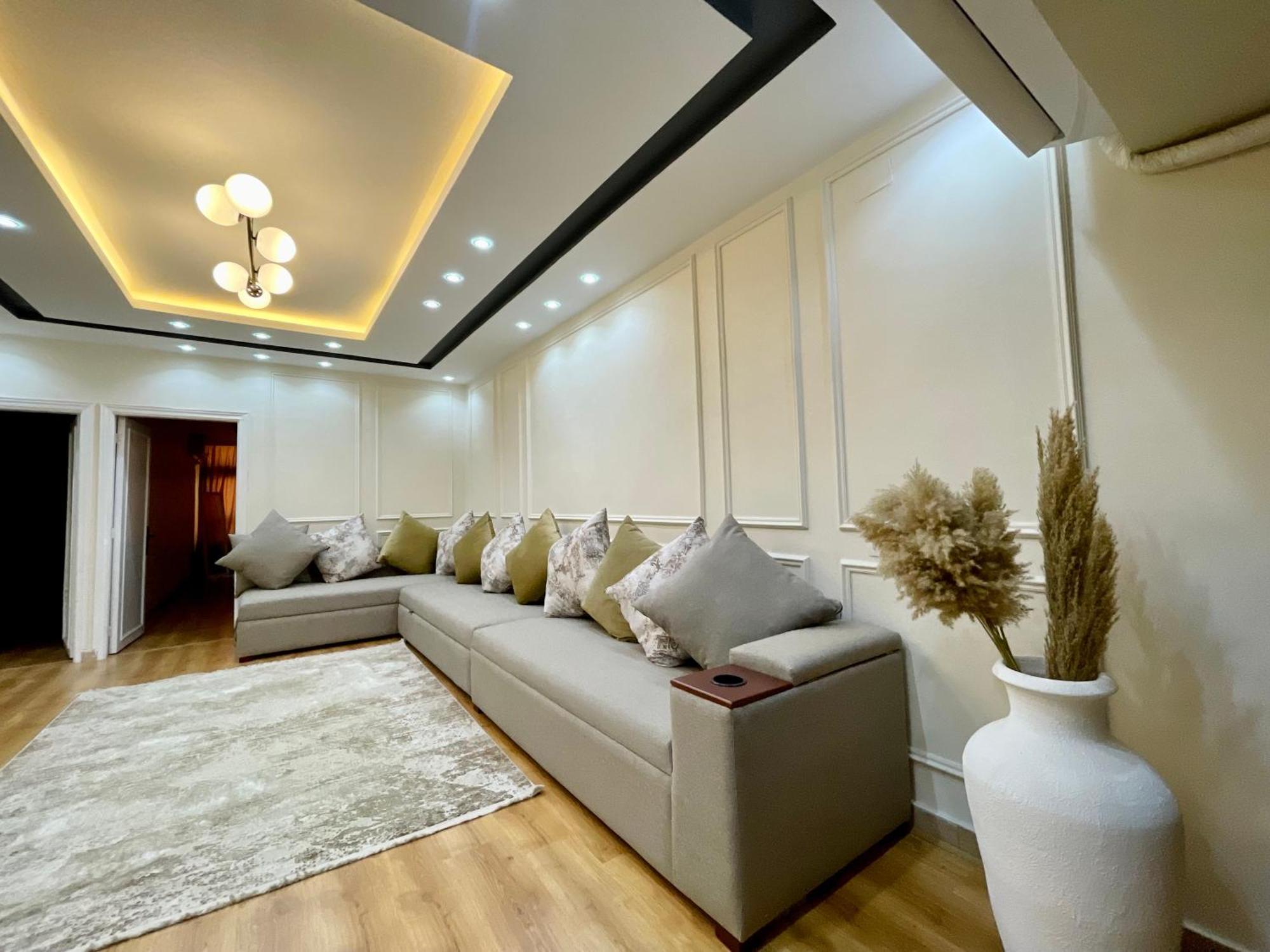 3 Bedrooms Nile - Maadi