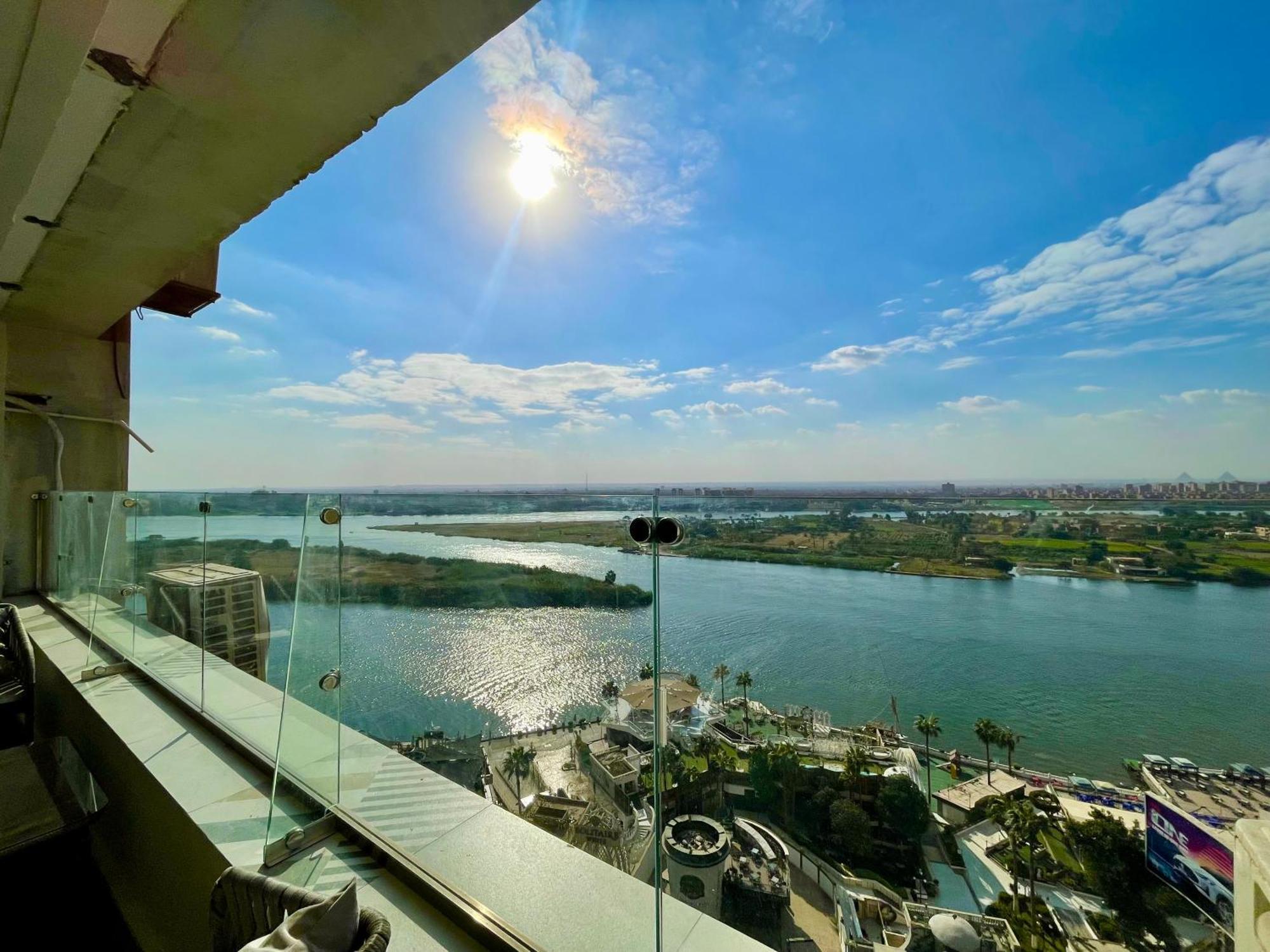 3 Bedrooms Nile - Maadi Apartment Cairo