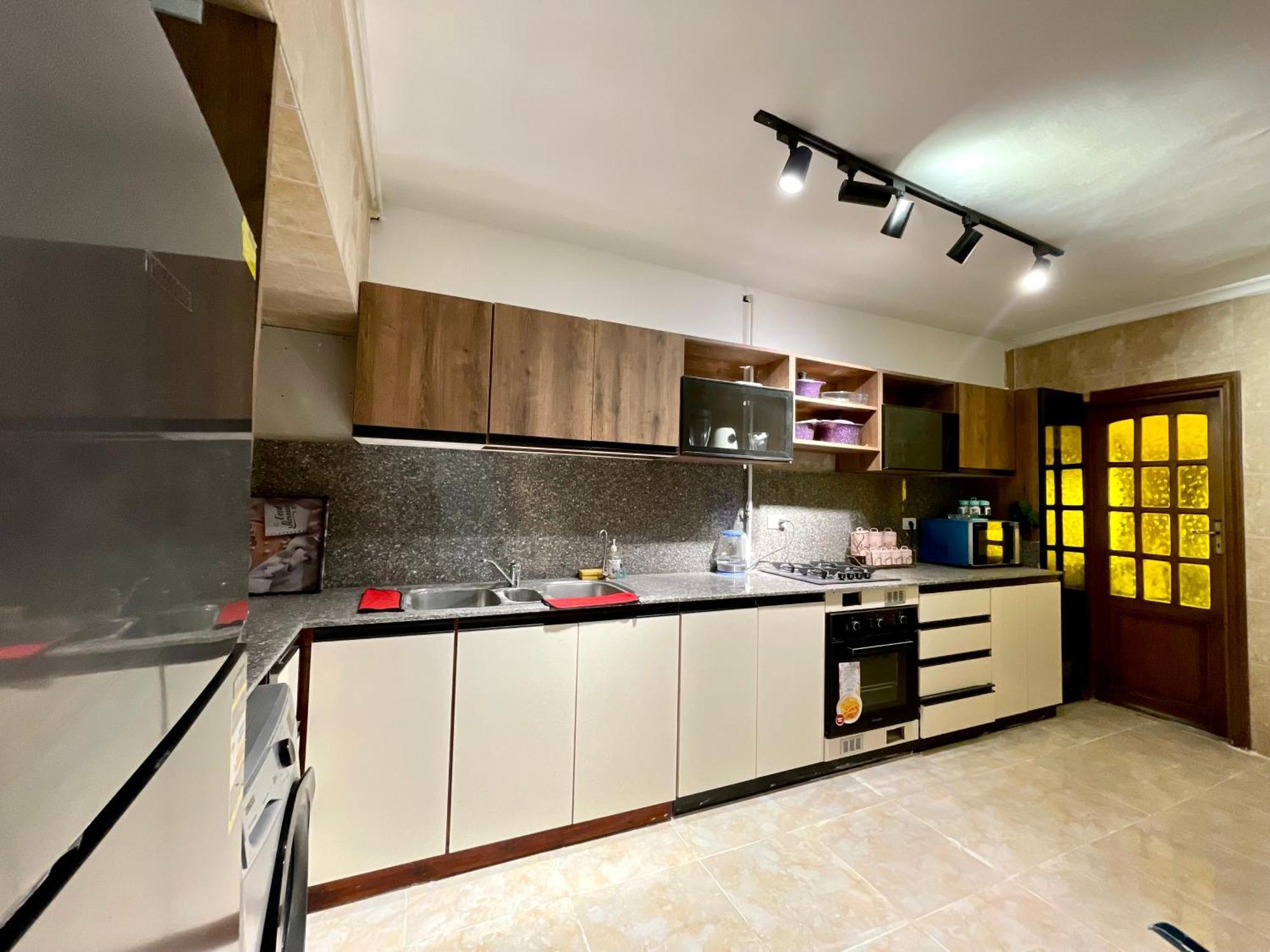 3 Bedrooms Nile - Maadi Apartment