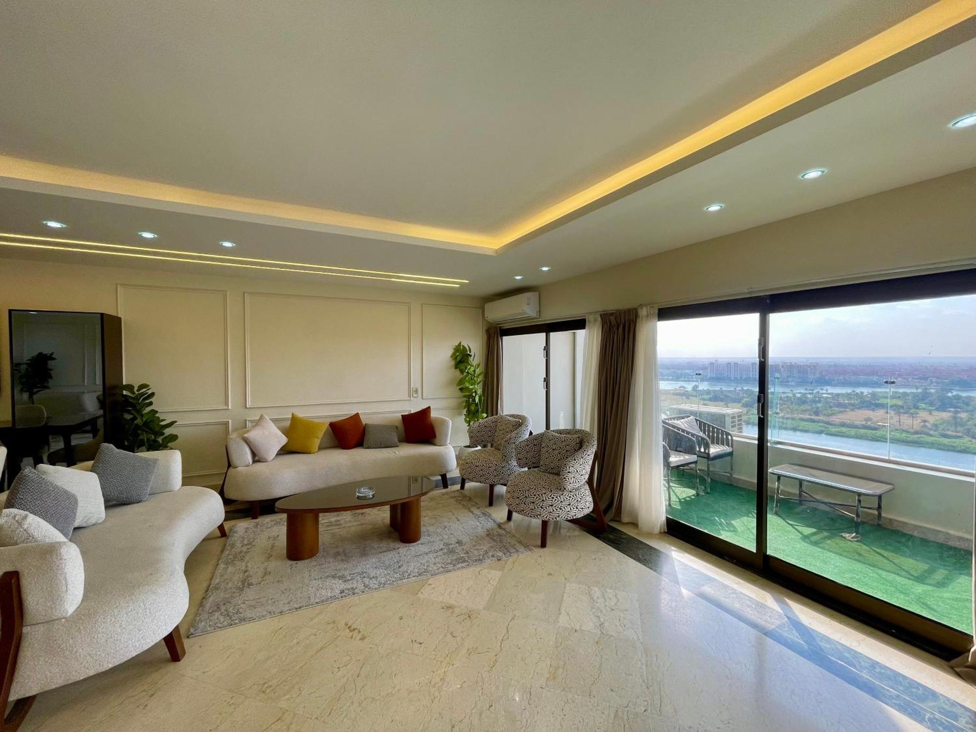 3 Bedrooms Nile - Maadi