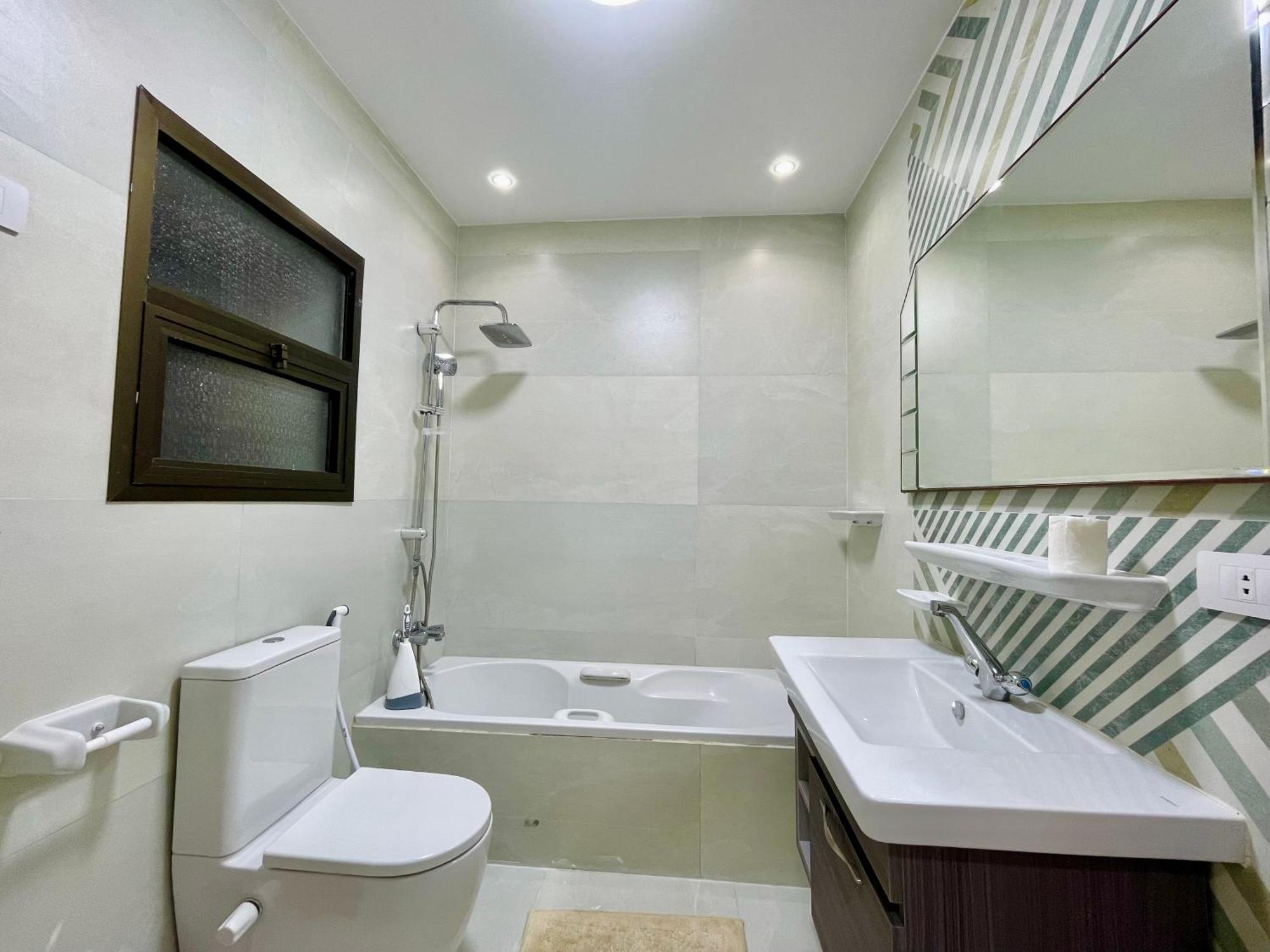 3 Bedrooms Nile - Maadi Apartment Cairo