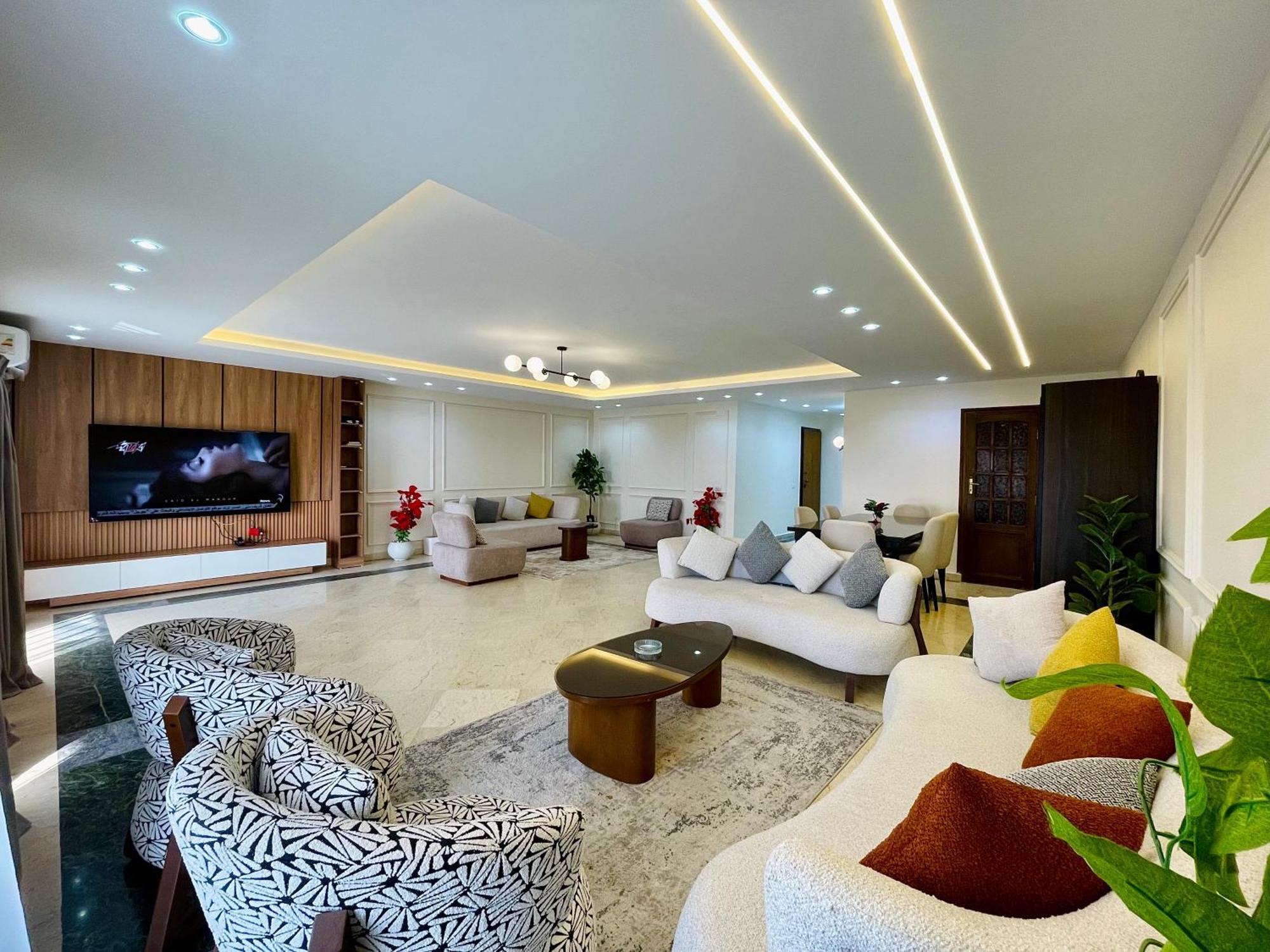 Apartment 3 Bedrooms Nile - Maadi *